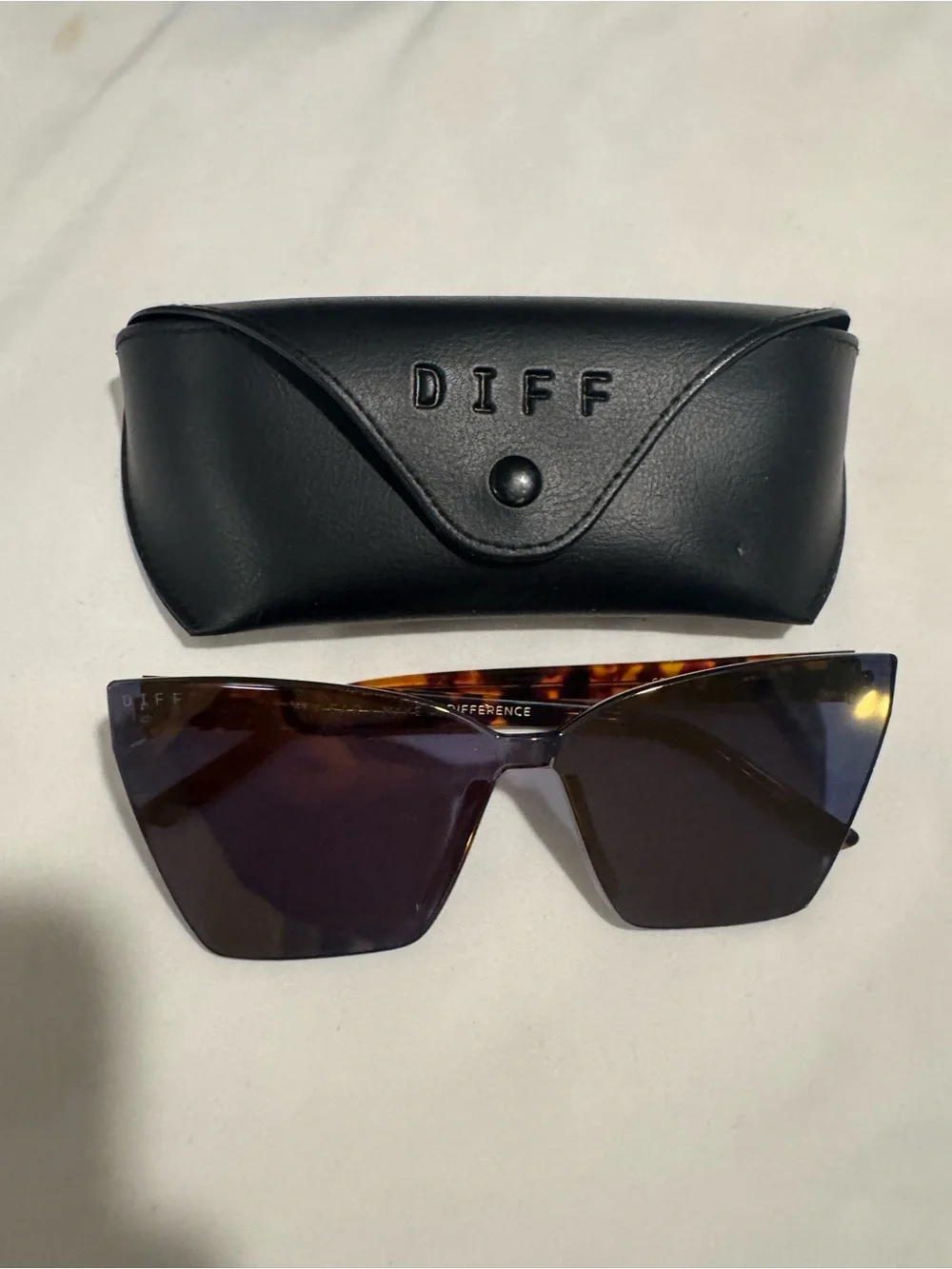 DIFF Goldie GM51 Oversized Shield Sunglasses Tortoise Brown Gradient w/ Case